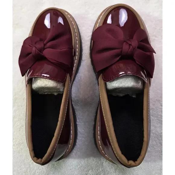 Women's Bow Decor Patent Leather Round Toe Loafers (size 6) - Picture 7 of 8